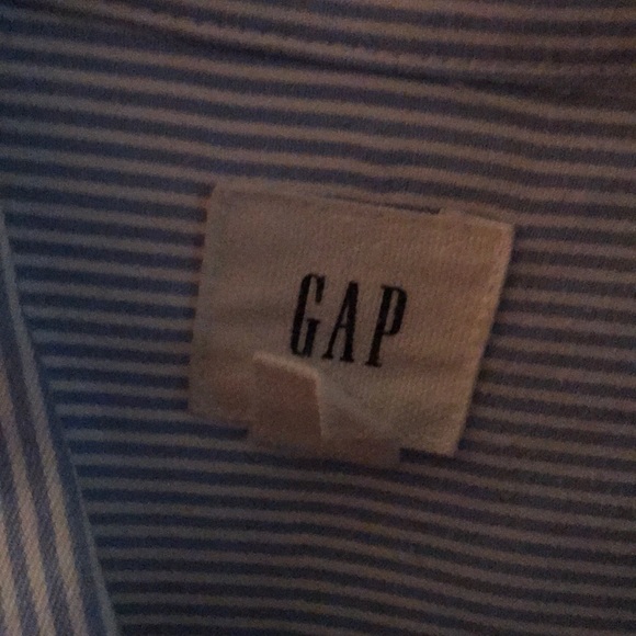 Flirty and feminine ruffled blouse - Picture 4 of 5